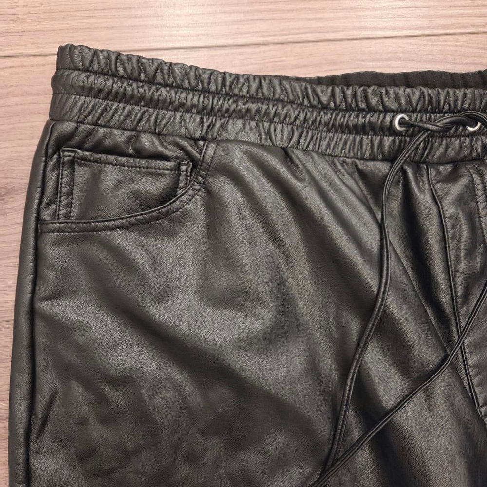 EXPRESS Black Faux Leather Jogger Pants size XL - Picture 4 of 8